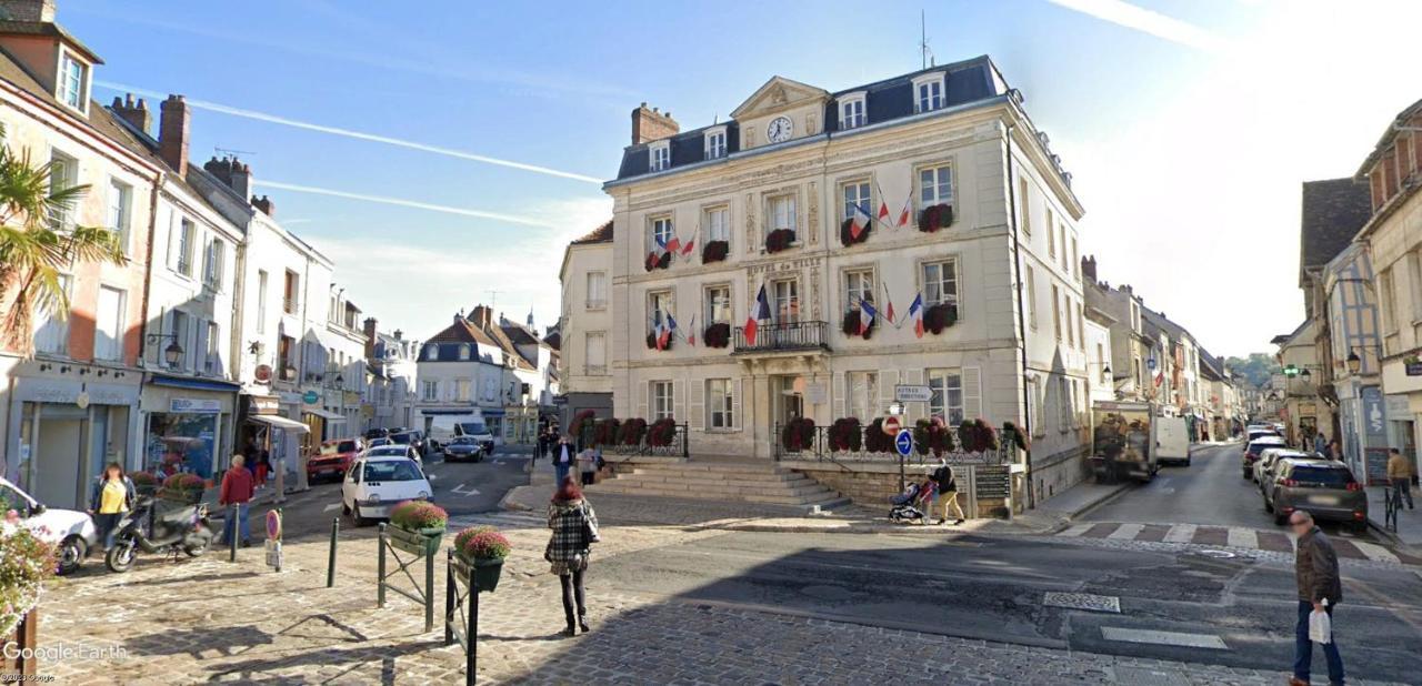 Hotel Le Fontenoy Provins Buitenkant foto